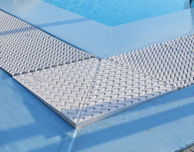 90° grille angle