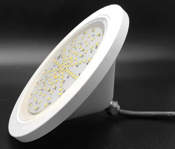 Spot 100 led